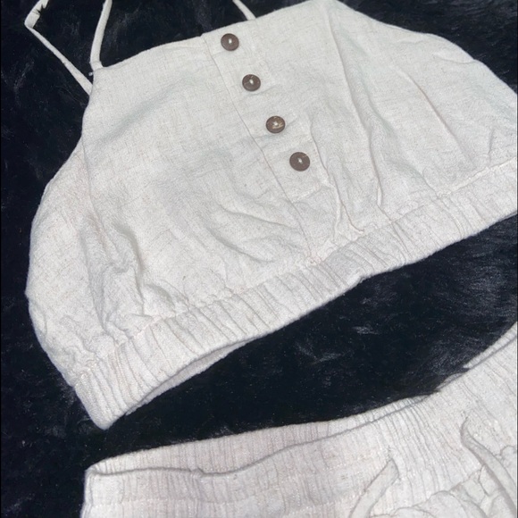 Cream two piece set - Picture 2 of 5